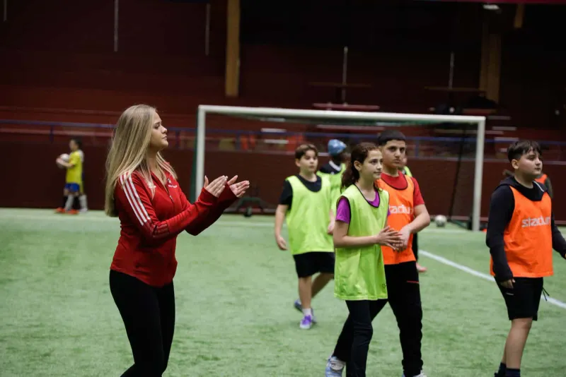 Nattfotboll - integration på riktigt